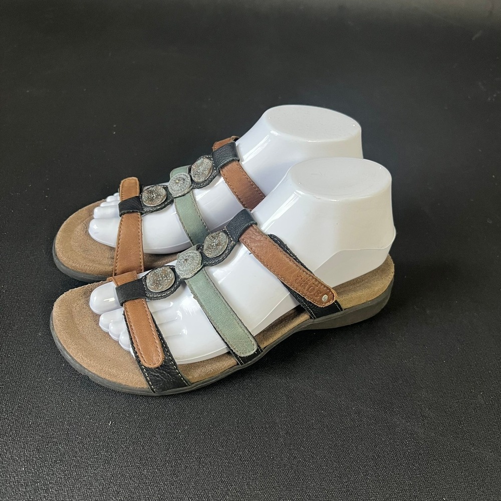 Taos Trulie Leather Multi Strap Comfort Sandals with Medallions Womens 8 Boho